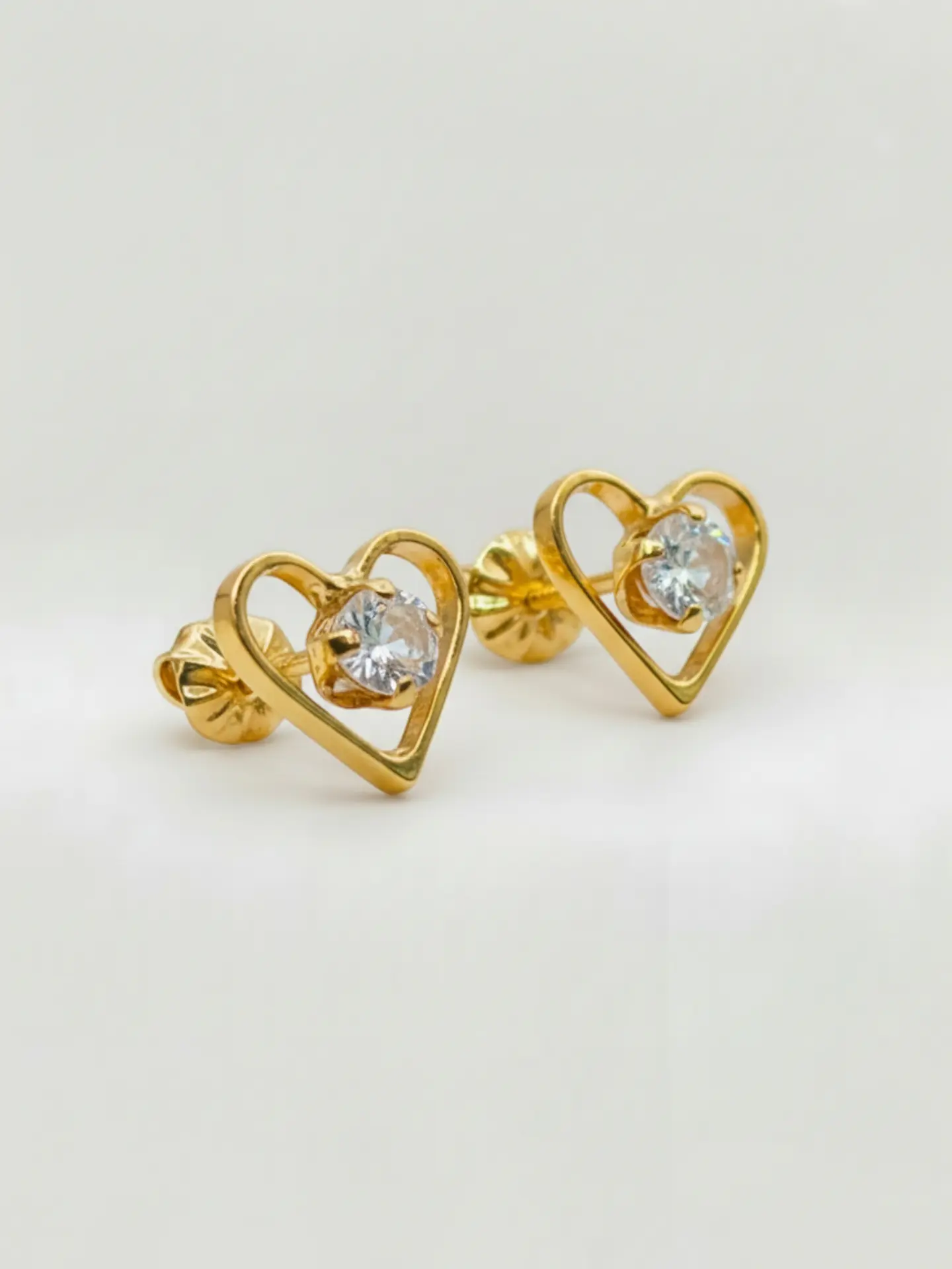 Aros Corazón de Brillo Circón Grande Oro 18k 1