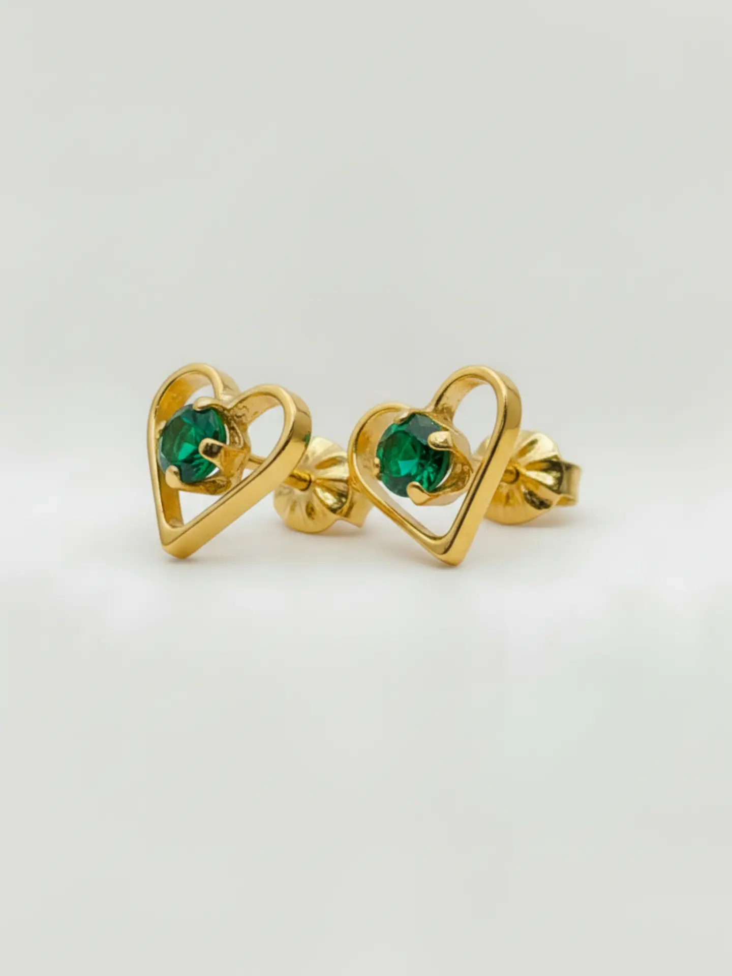 Aros Corazón de Esmeralda Grande Oro 18k 3