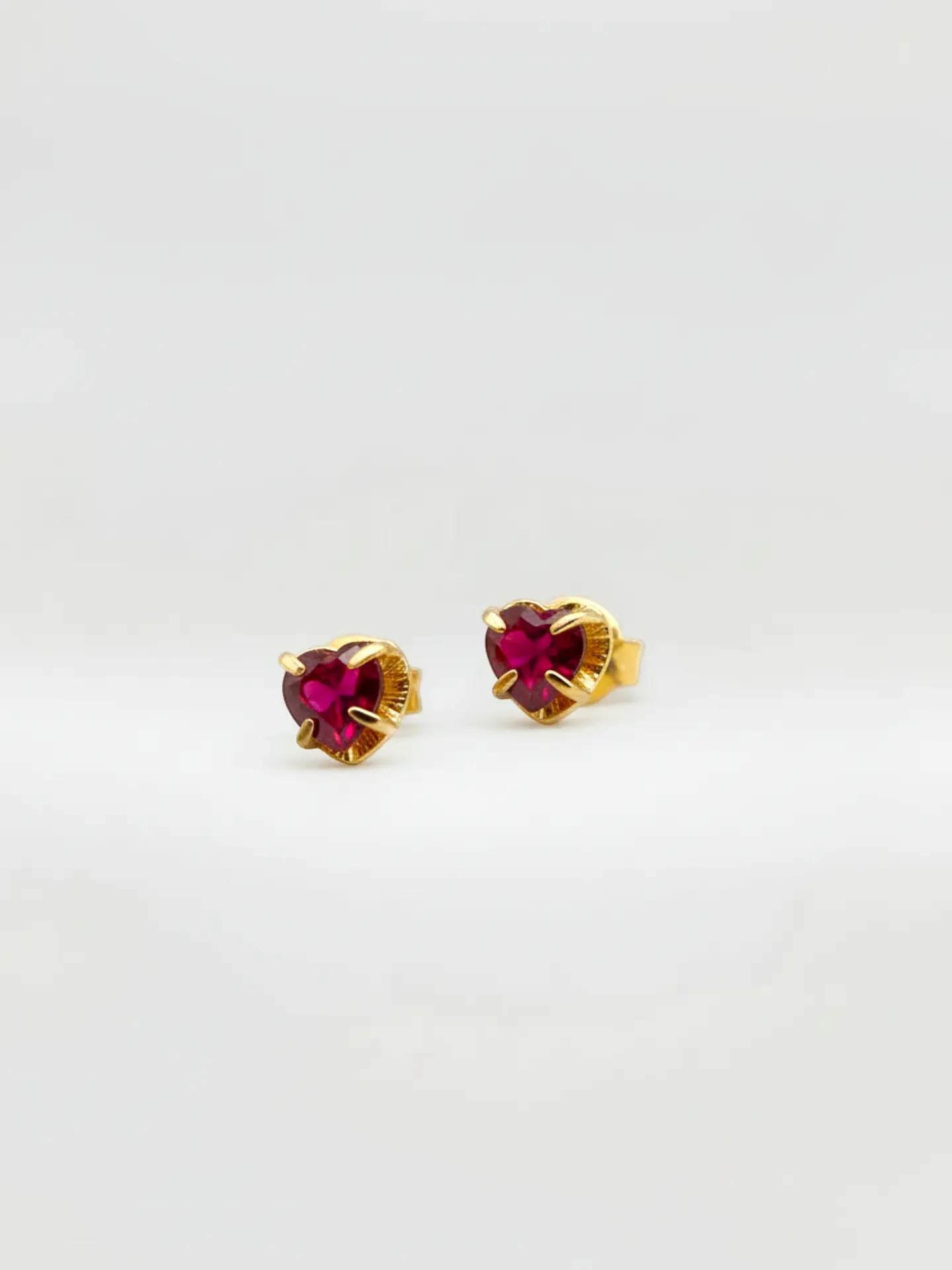 Aros Chatón Corazón de Rubí Mediano Oro 18k 4