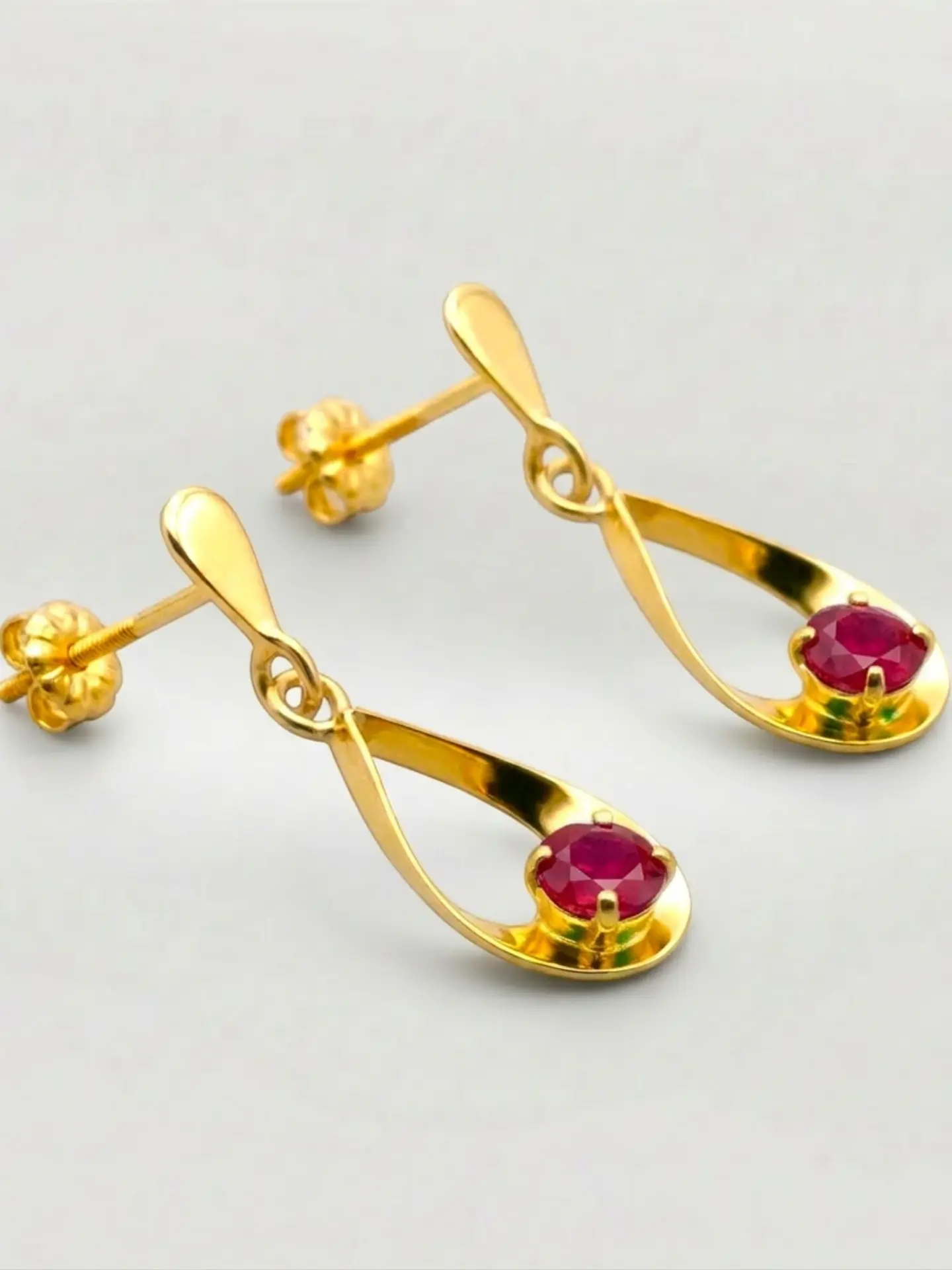 Aros Gota Pasión de Rubí Colgante Oro 18k 6