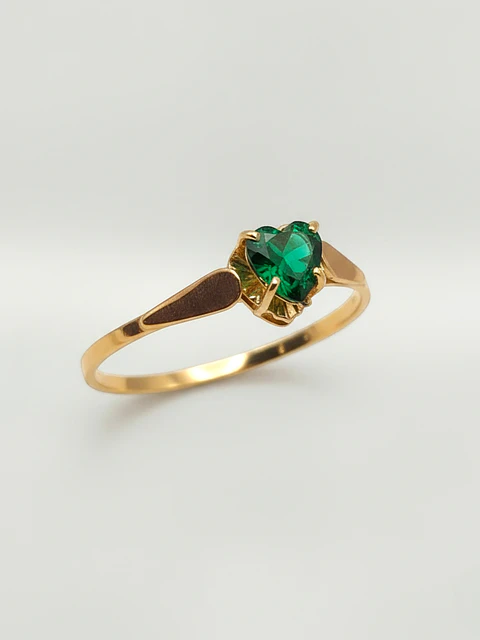 Anillo Chatón Corazón de Esmeralda Oro 18k