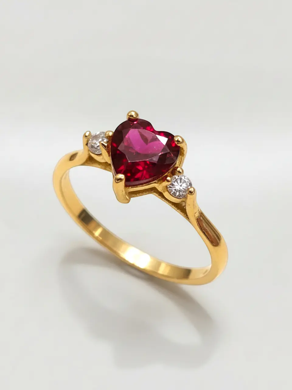 Anillo Princesa Corazón de Rubí y Circones Oro 18k 5
