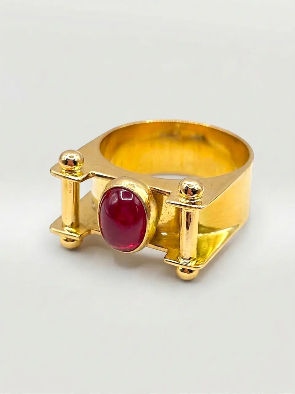 Anillo Reina Charlotte de Rubí Oval Oro 18k 4