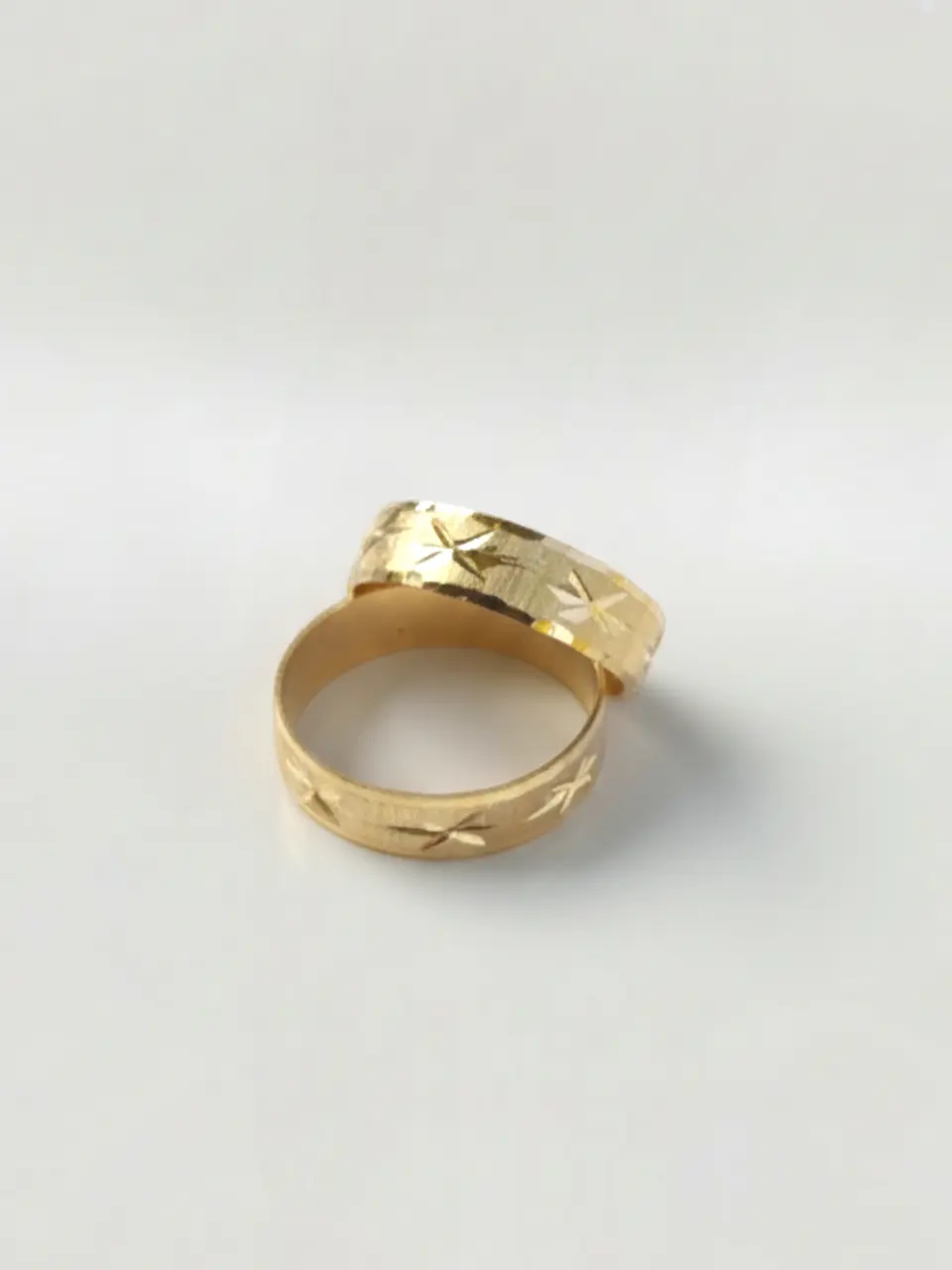 Argollas Destellos de Estrella 5 mm Oro 18k 3