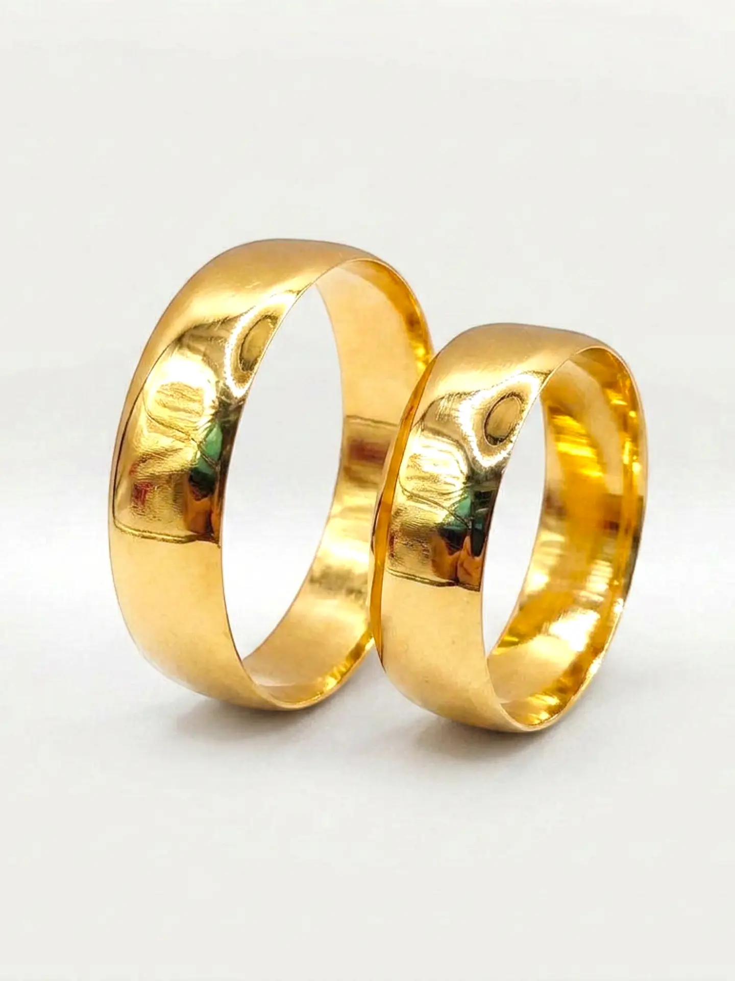 Argollas Tradición Media Caña 6 mm Oro 18k 1