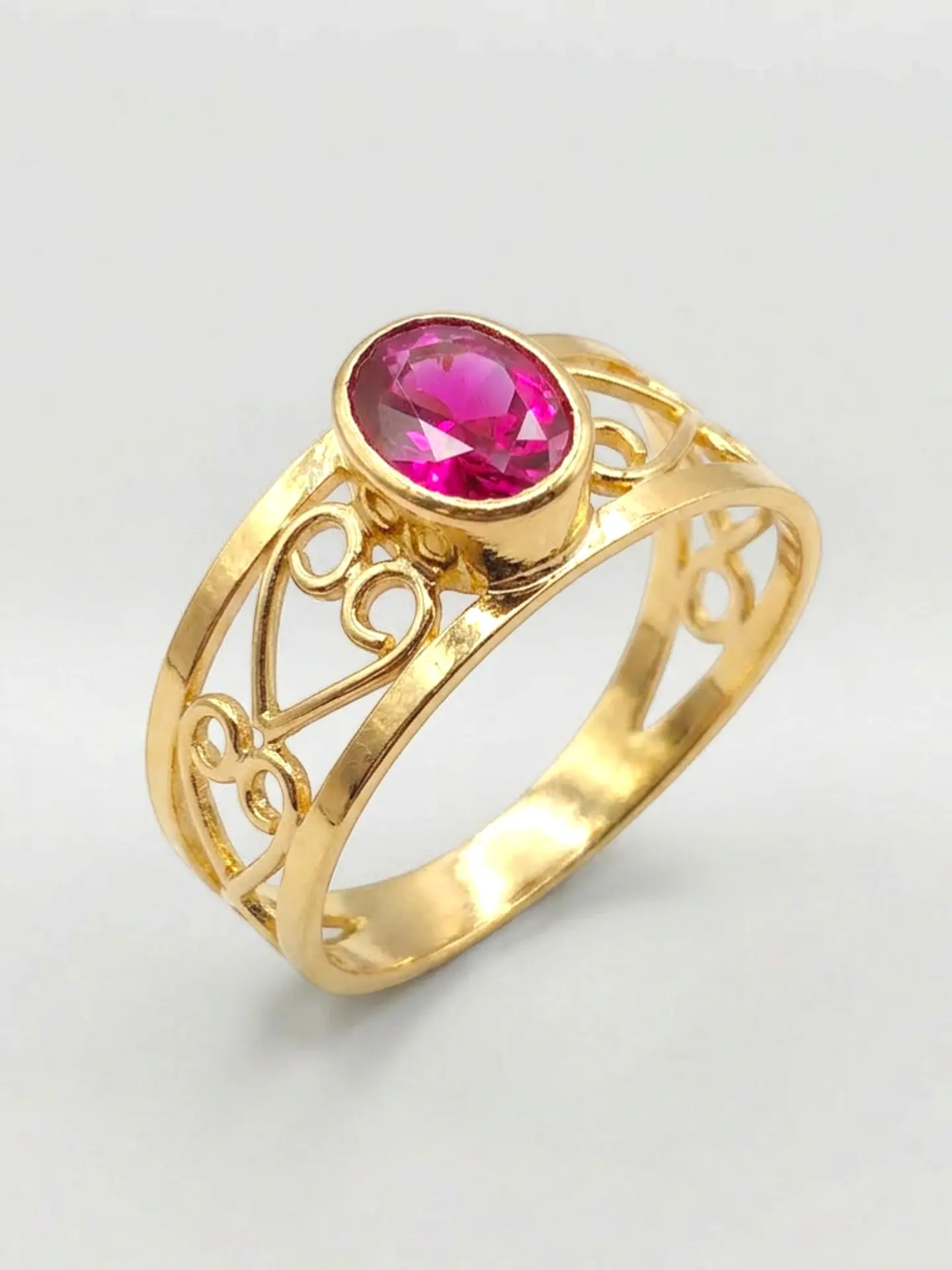 Anillo Olimpo Majestuoso de Rubí Oro 18k 4