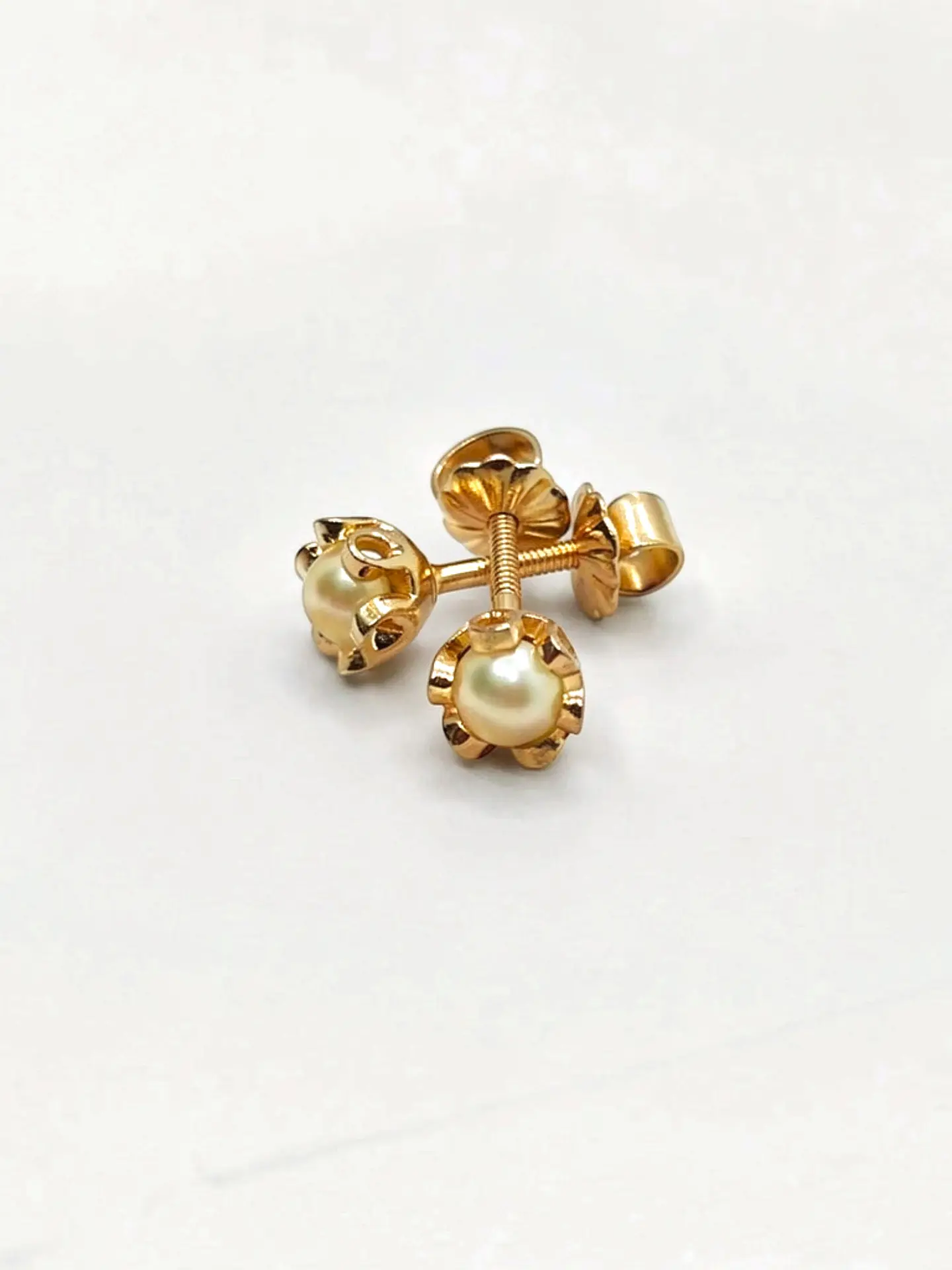 Aros Mi Primera Perla Cultivada Cuello de Gala Mediano Oro 18k 4