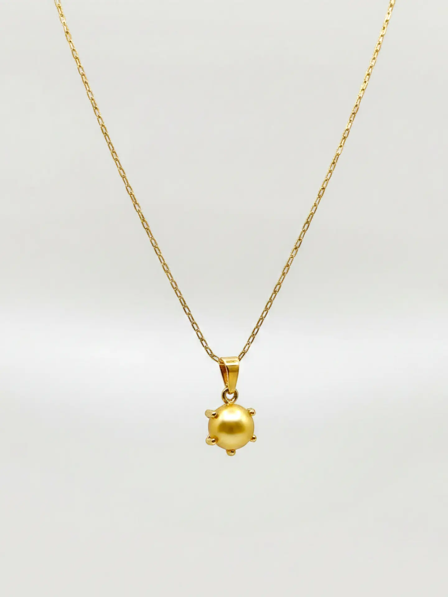 Cadena Perla Cultivada Mediano de Gala Oro 18k 3