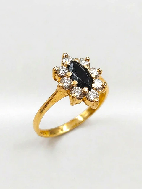 Anillo Lady Misterio de Ónix Oro 18k