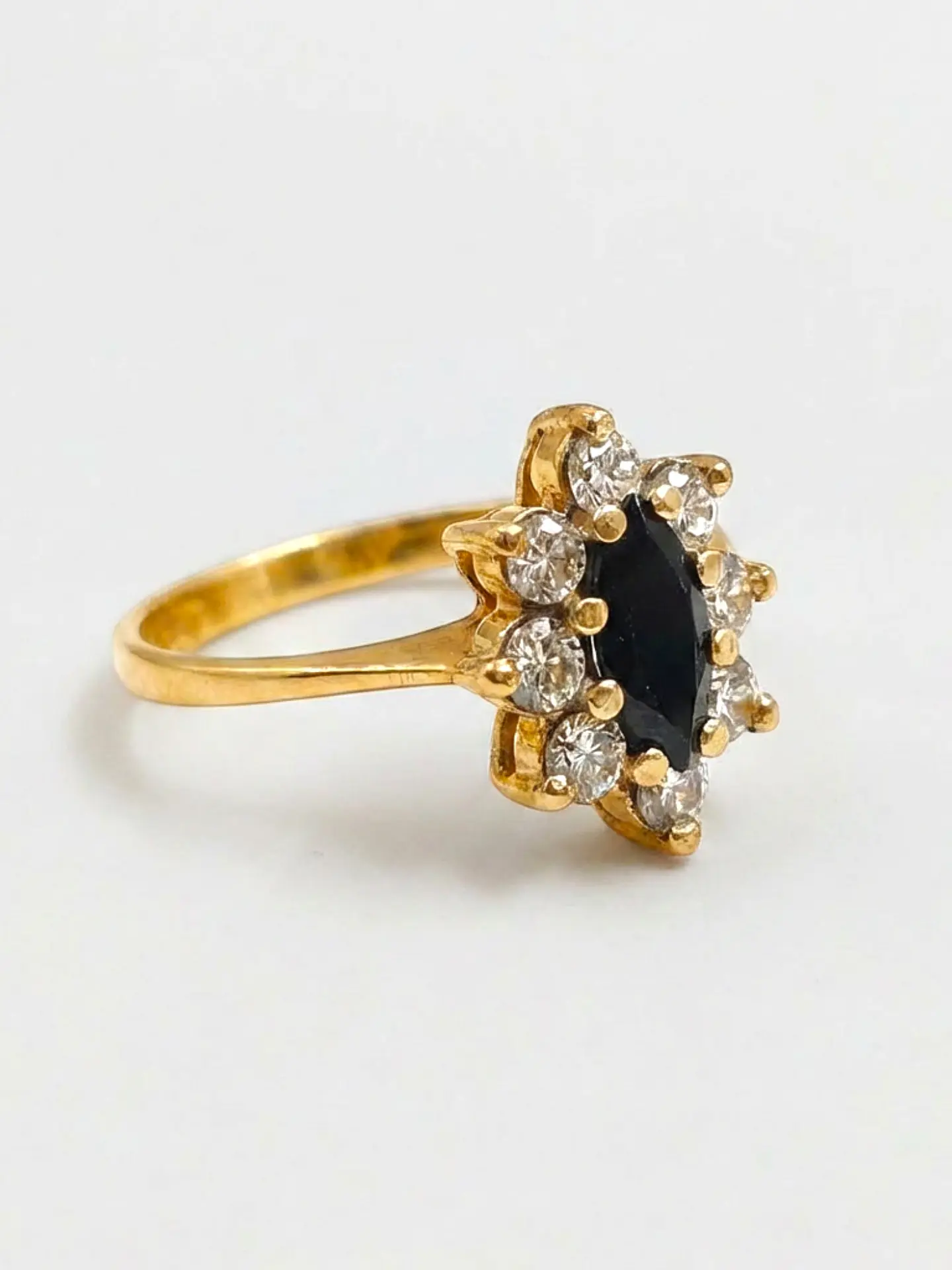 Anillo Lady Misterio de Ónix Oro 18k 4