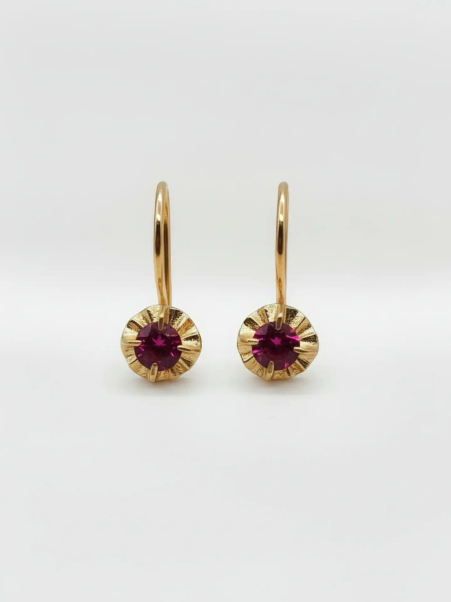 Aros Chatón Pasión de Rubí Oro 18k 4