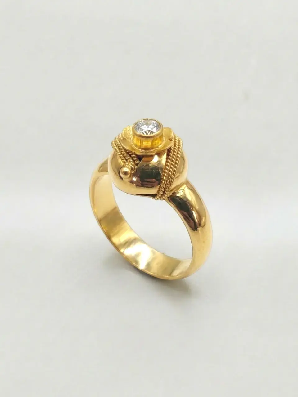 Anillo Chevalier Clásico de Circón Oro 18k 4