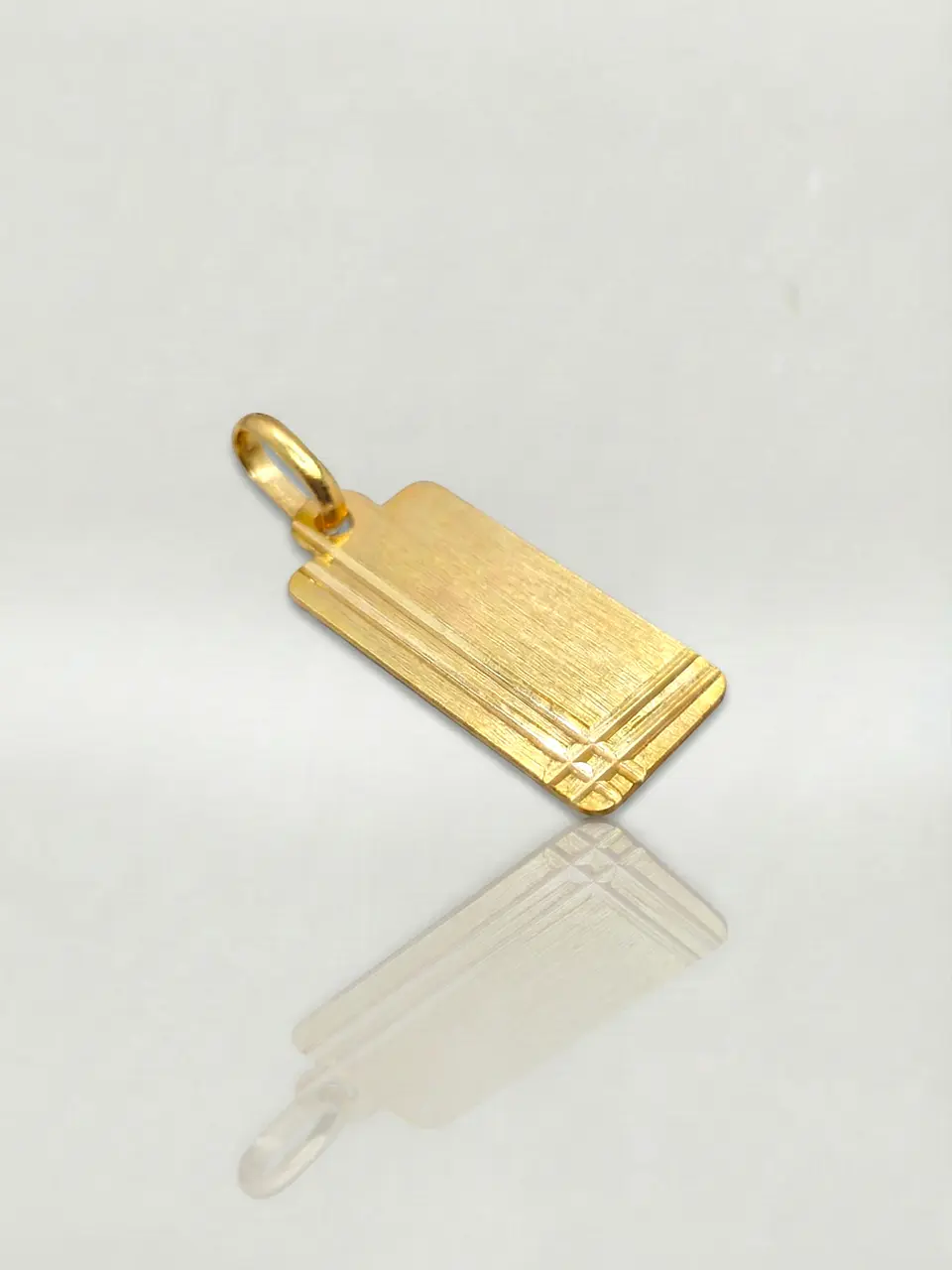 Colgante Placa Vanguardia Rectangular Oro 18k 5