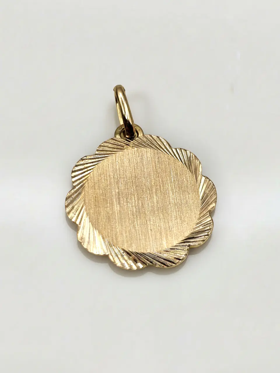Colgante Disco Flor de Mayo Oro 18k 5