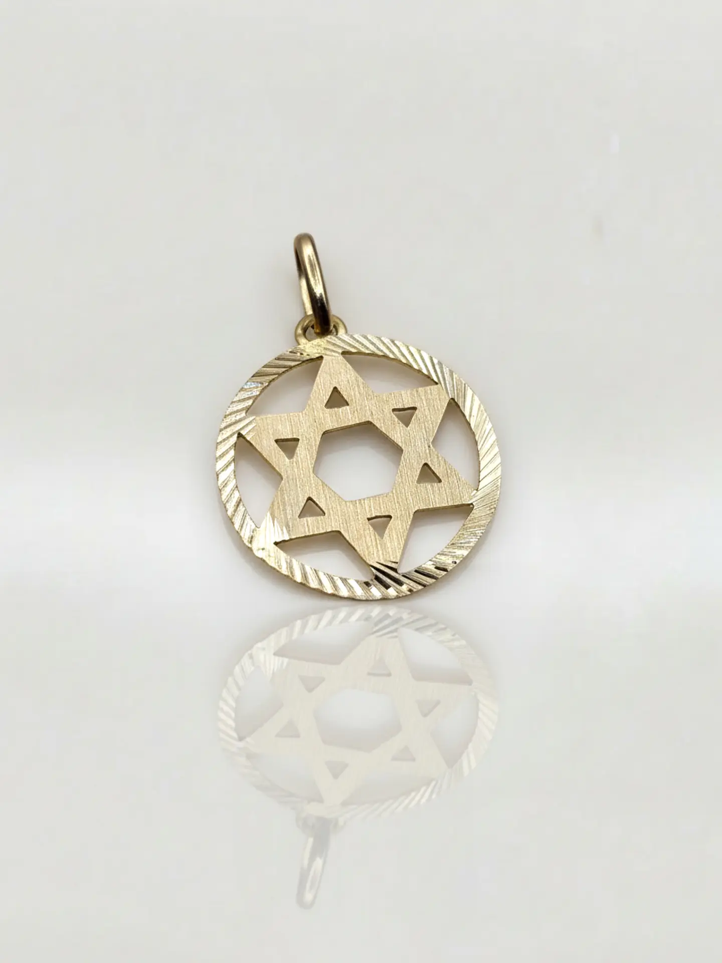 Colgante Estrella de David Sagrada Oro 18k 2