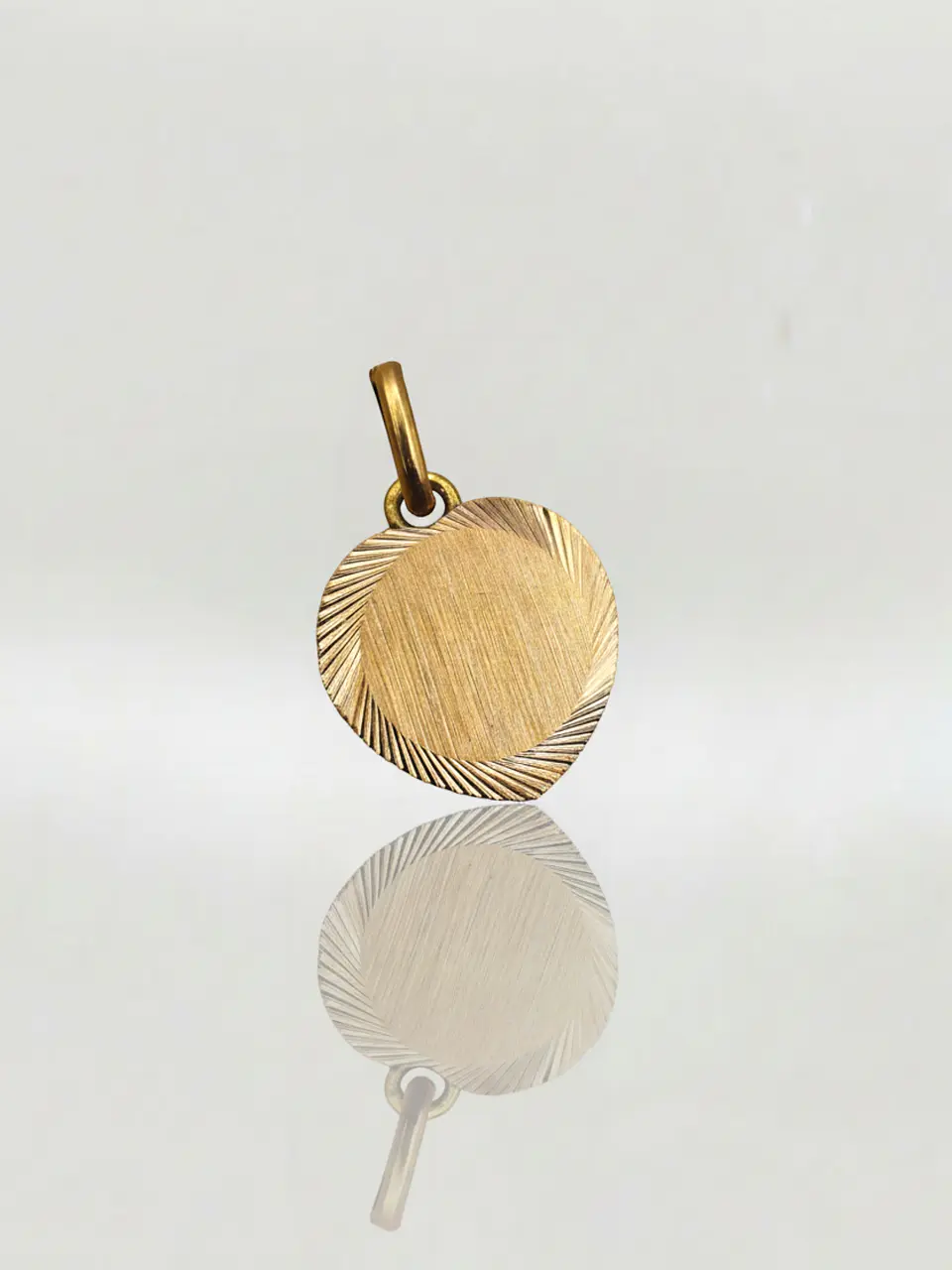 Colgante Disco Corazón Satín Oro 18k 3