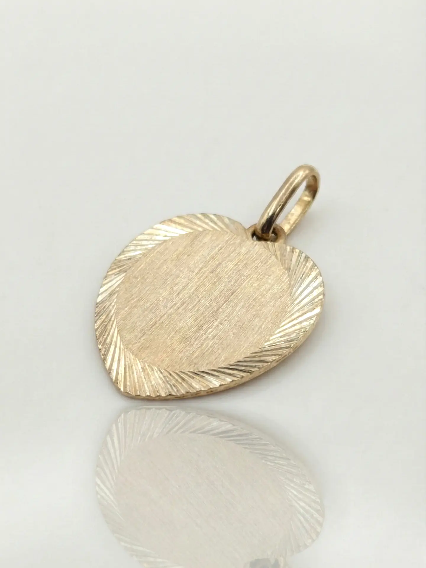 Colgante Disco Satín Corazón Dual Oro 18k 8