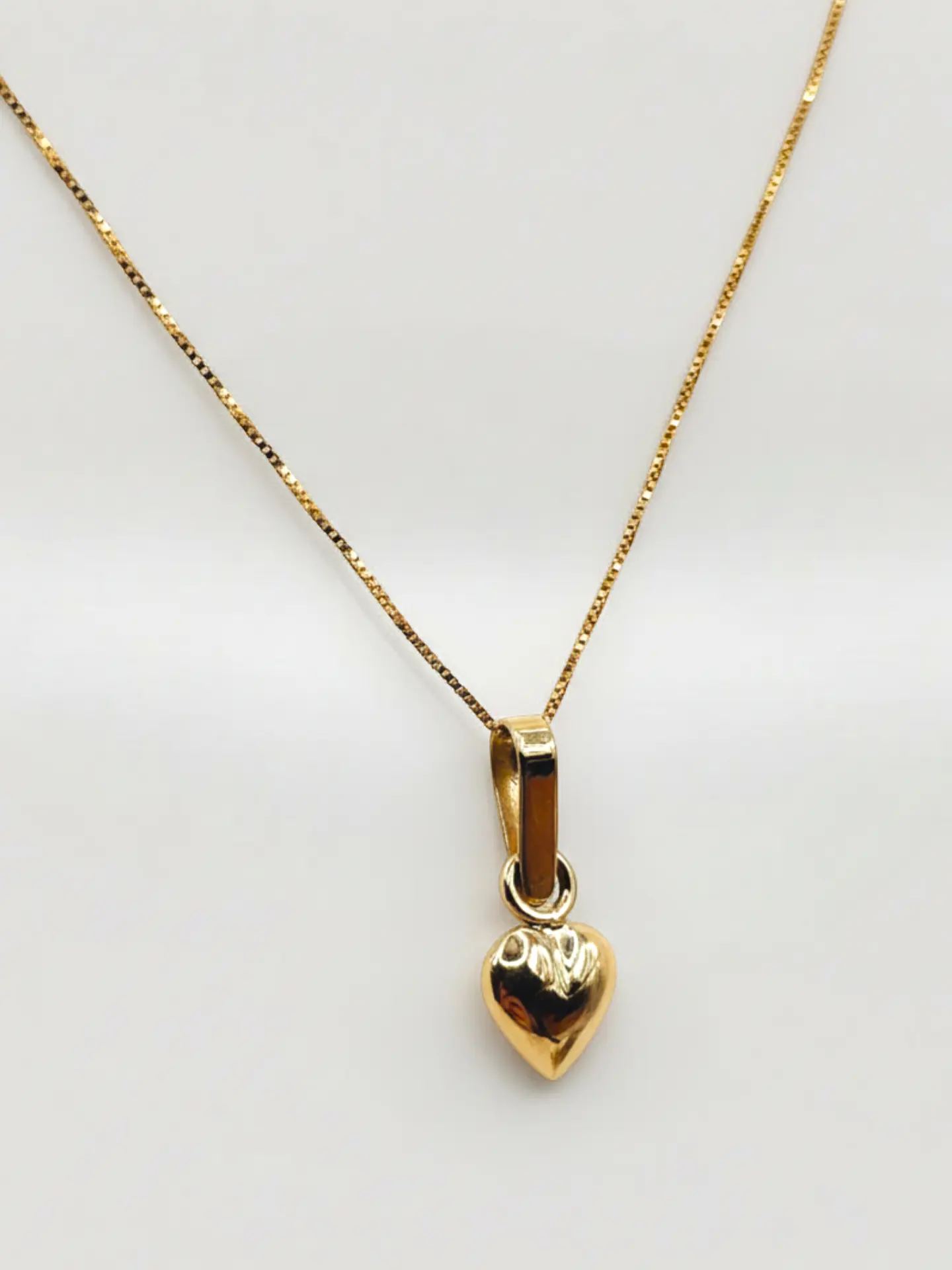Cadena Veneciana Corazón en Relieve Gala Oro 18k 4