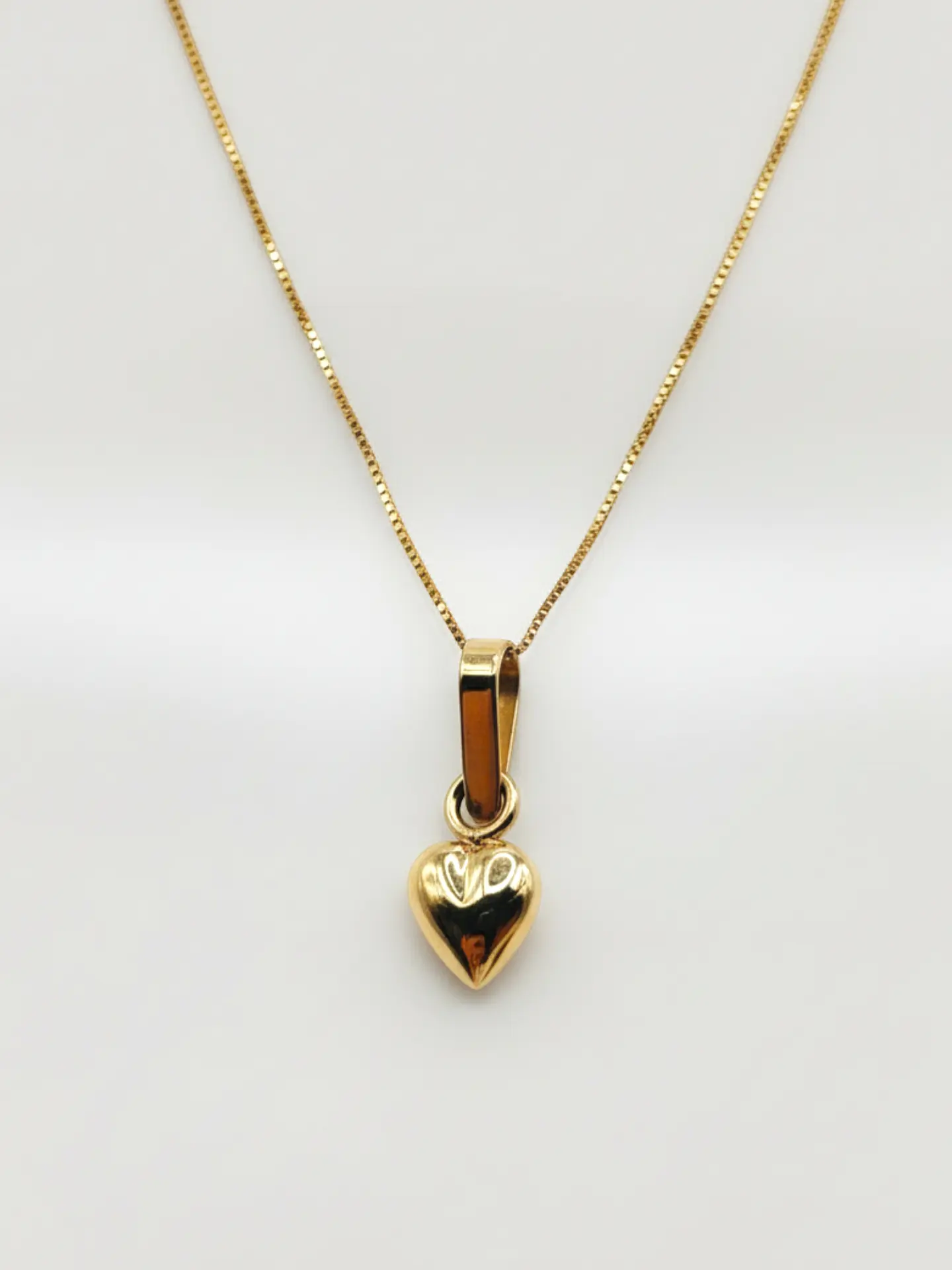 Cadena Veneciana Corazón en Relieve Gala Oro 18k 1