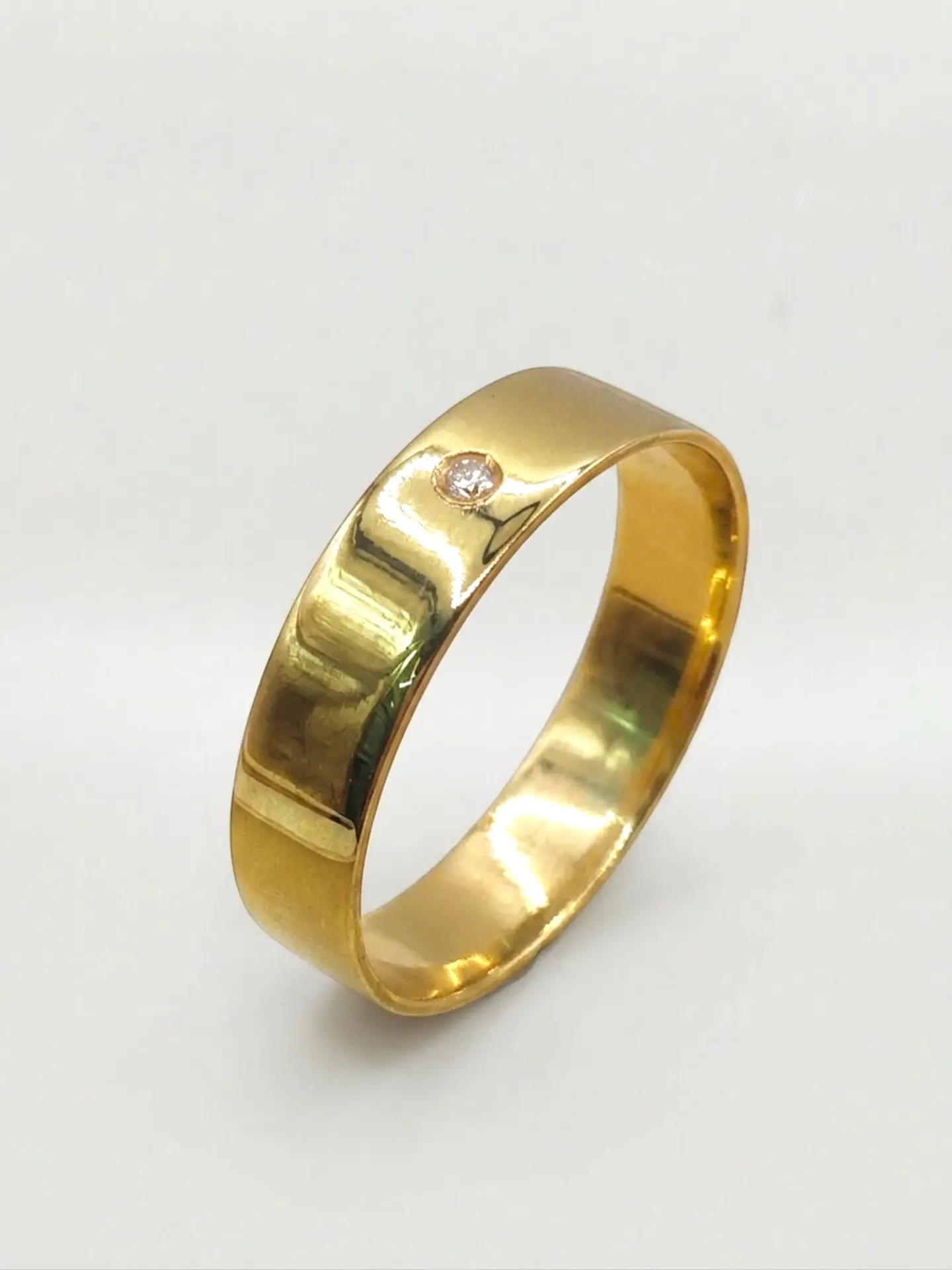 Anillo Punto Diamante Chico Oro 18k 5
