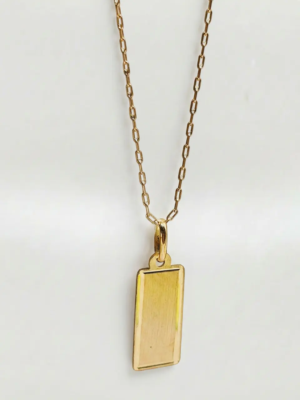 Cadena Placa Vanguardia Rectangular Oro 18k 3