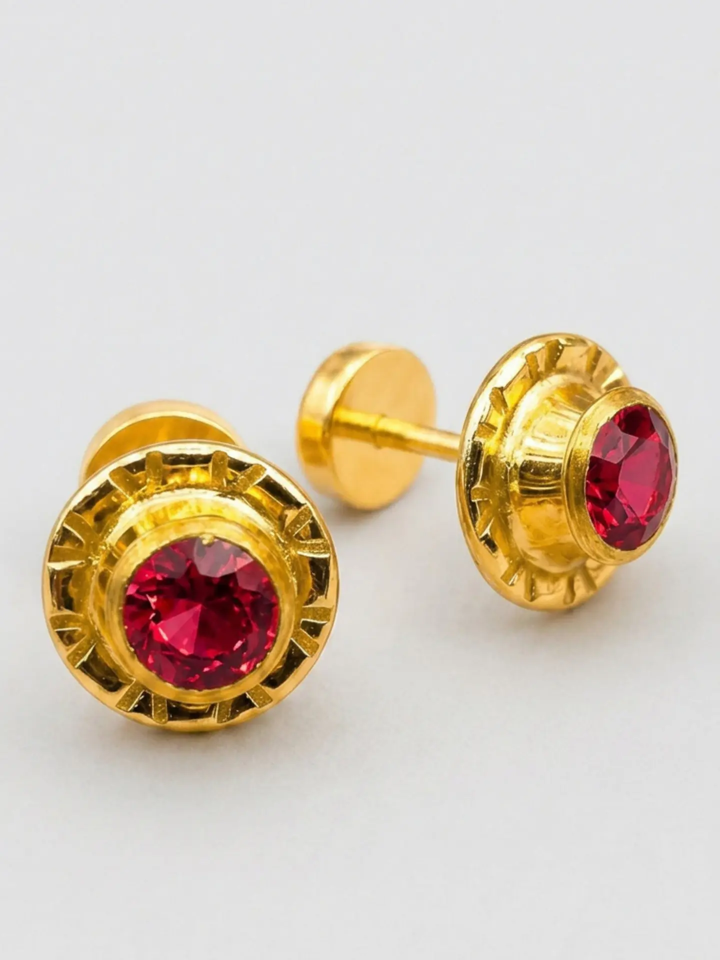 Aros Abridores Flor Pasión de Rubí Grande Oro 14k 3