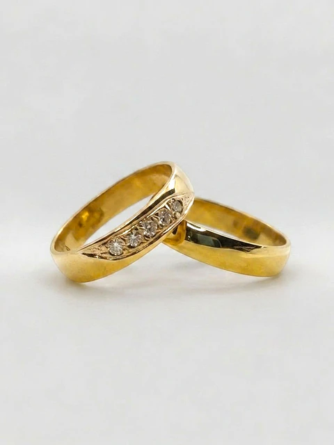 Argollas Tradición Media Caña 5 mm Oro 18k
