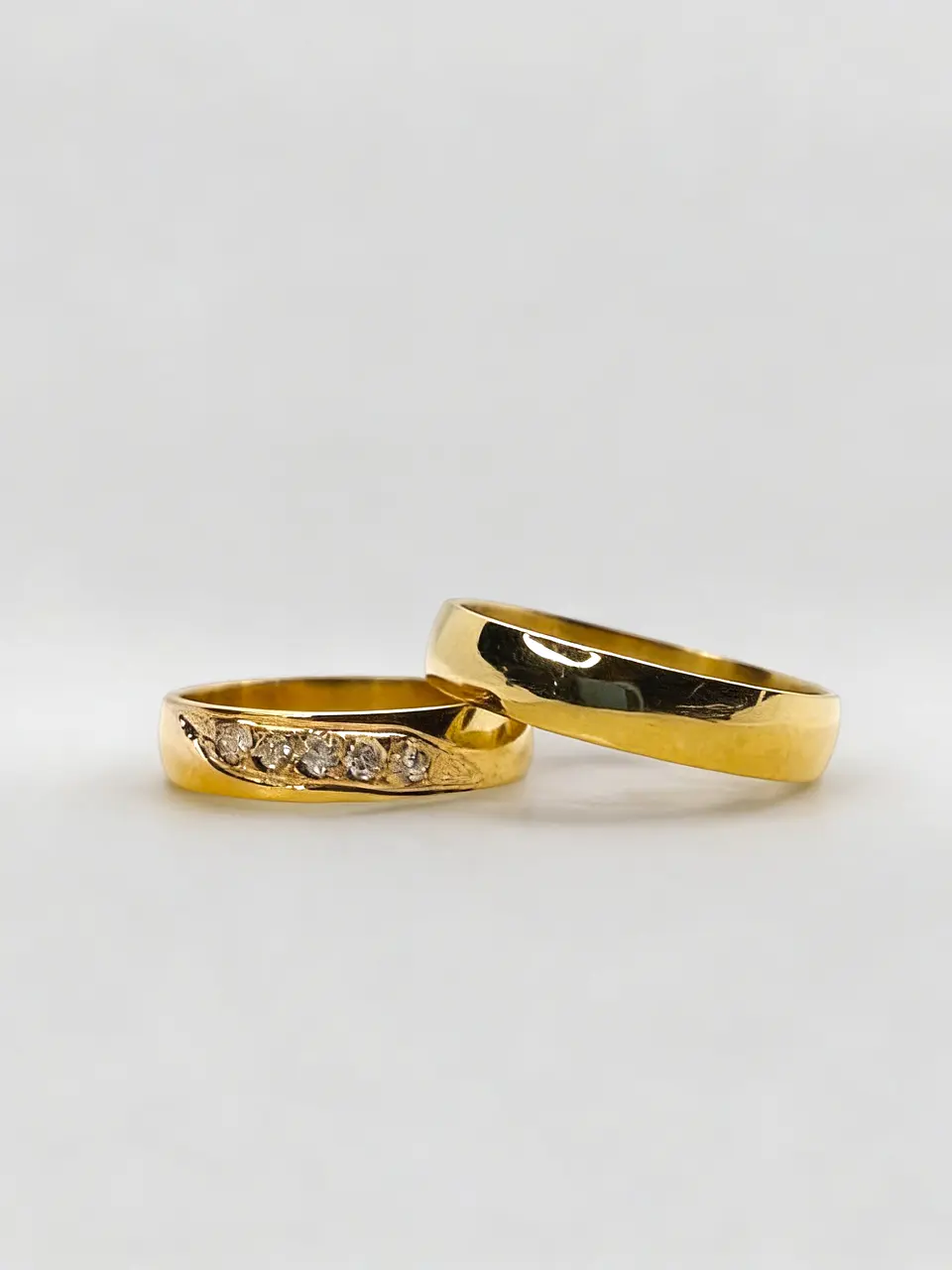 Argollas Tradición Media Caña 5 mm Oro 18k 4