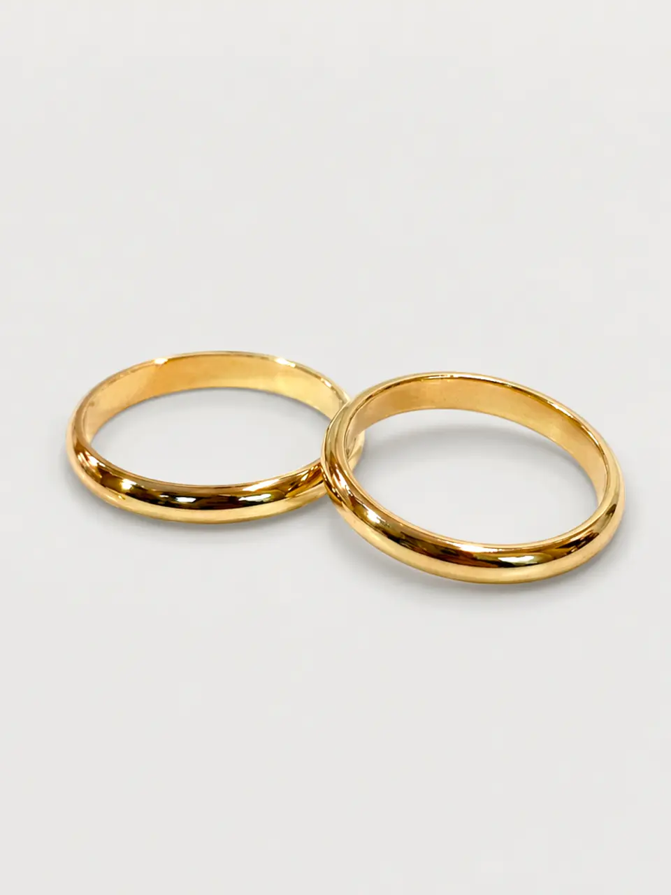 Argollas Estilo Inglés 3 mm Oro 18k 2