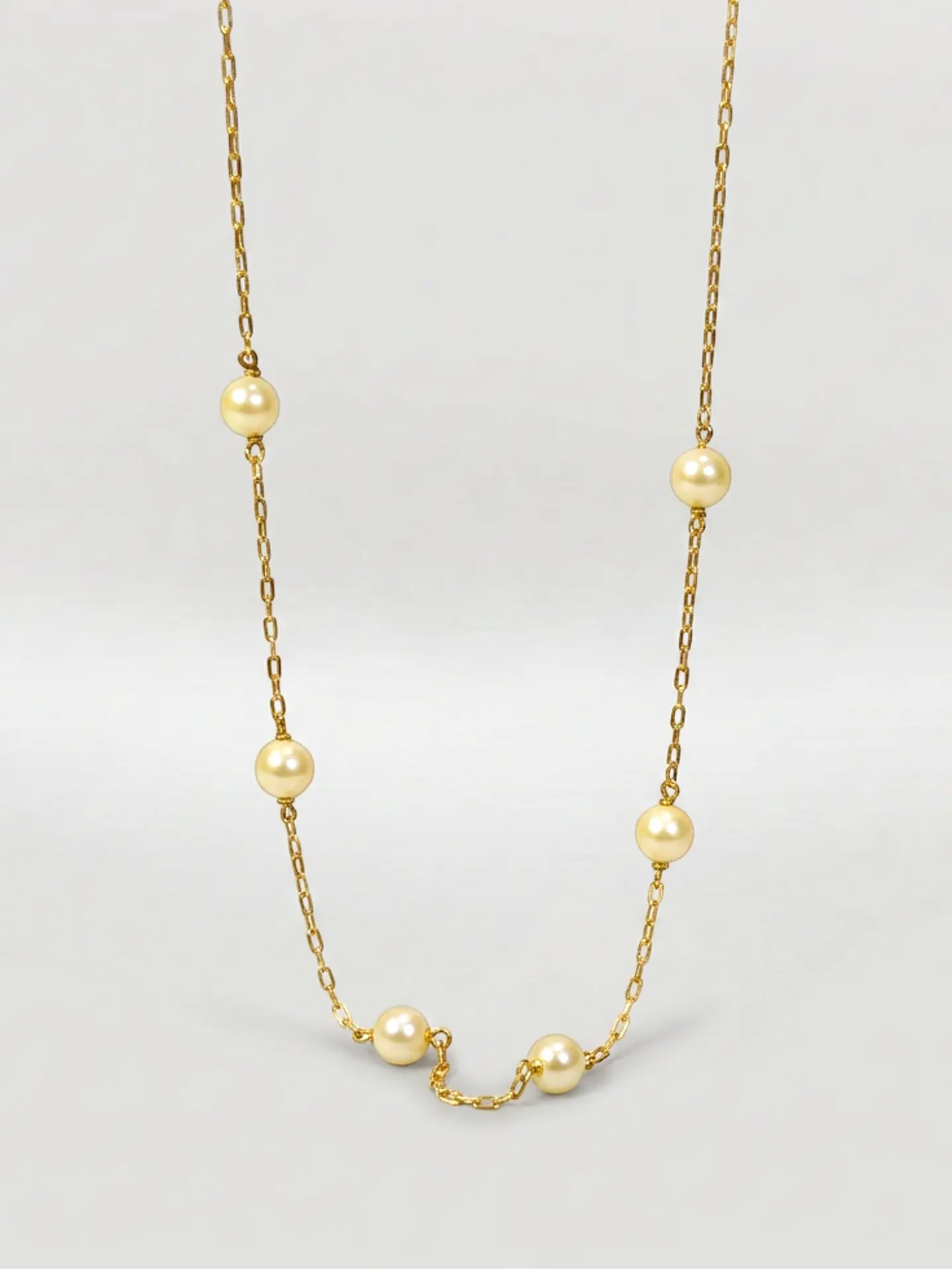 Cadena Perlas Cultivadas de Mar Oro 18k 2