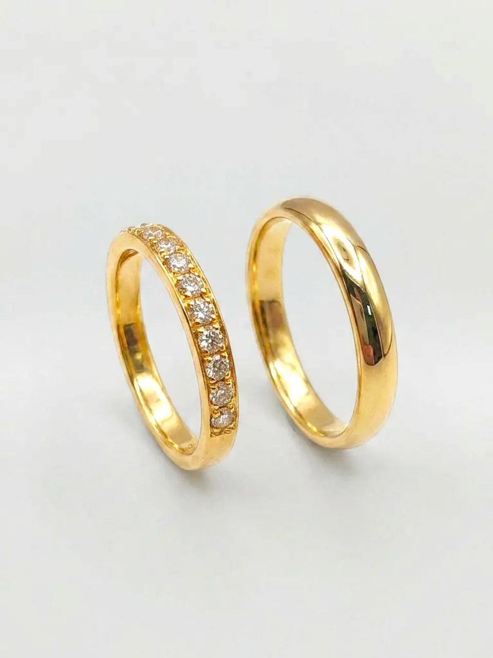 Argollas Nupciales con Circones 3 mm Oro 18k 3