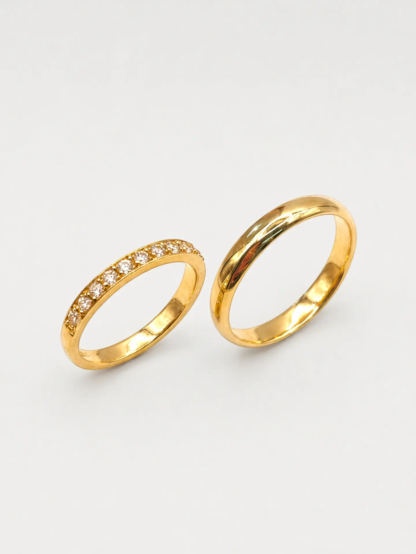 Argollas Nupciales con Circones 3 mm Oro 18k 8