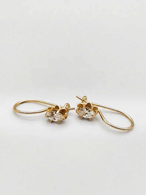 Aros Chatón Italiano Oval Circón Oro 18k