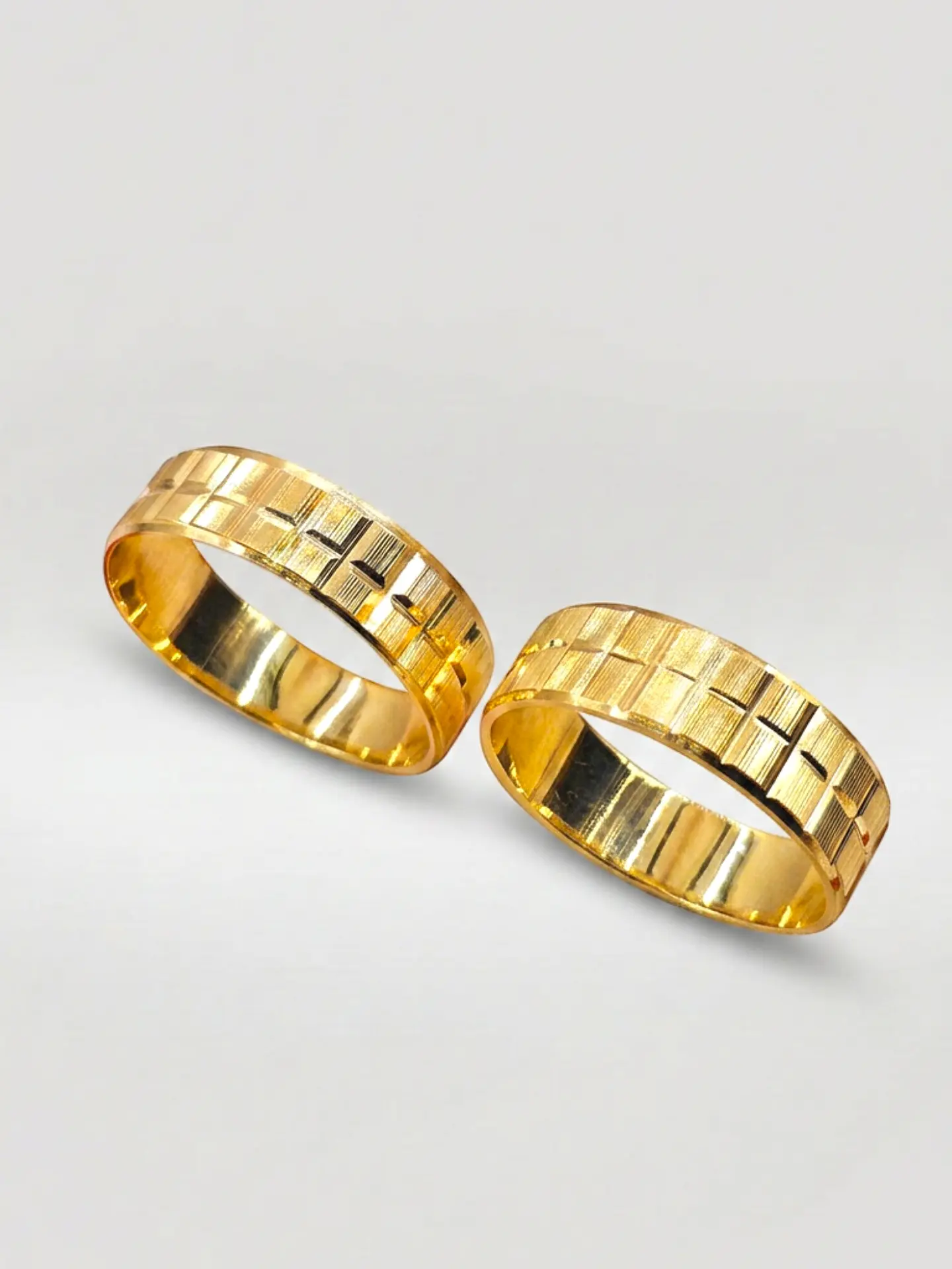 Argollas Nupciales Fe Satín 6 mm Oro 18k 6