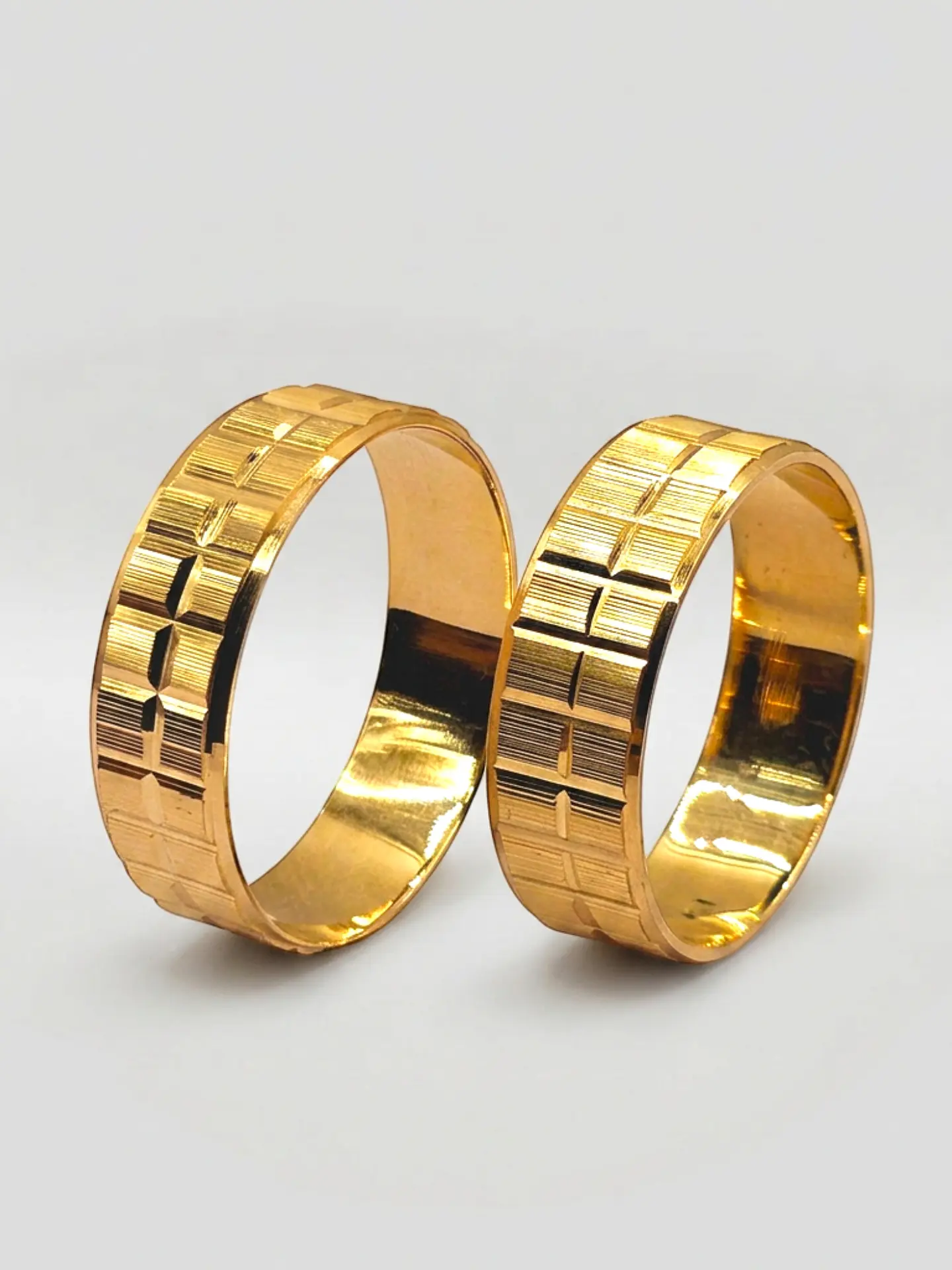 Argollas Nupciales Fe Satín 6 mm Oro 18k 2