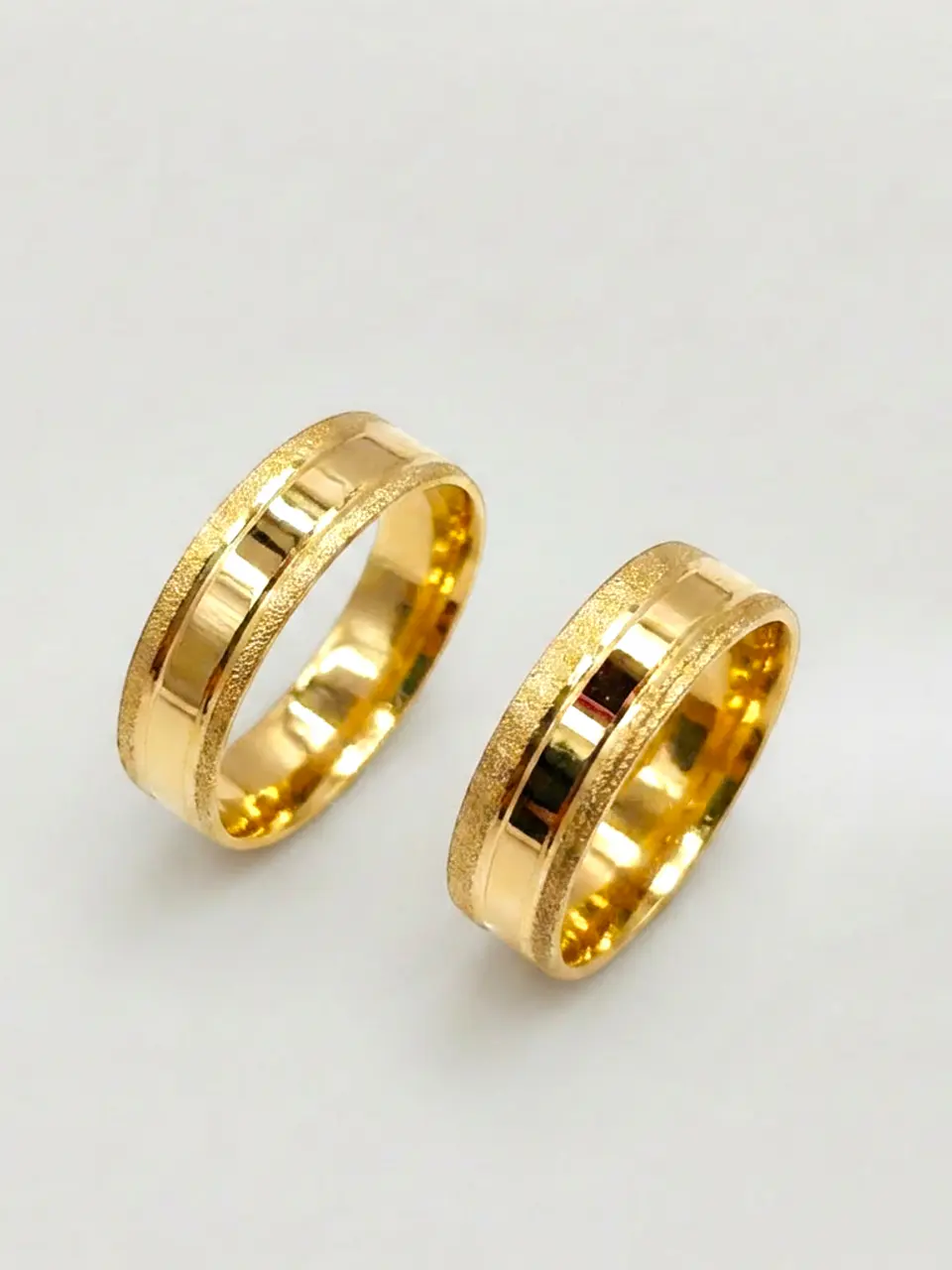 Argollas Nupciales Satín Moderno 6 mm Oro 18k 4