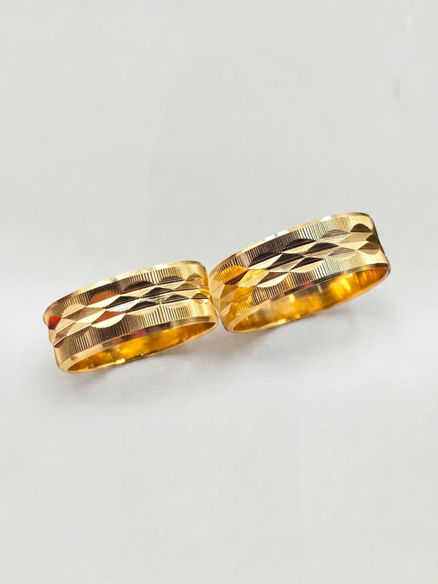 Argollas Nupciales Hojas Centrales Satín 7 mm Oro 18k 4