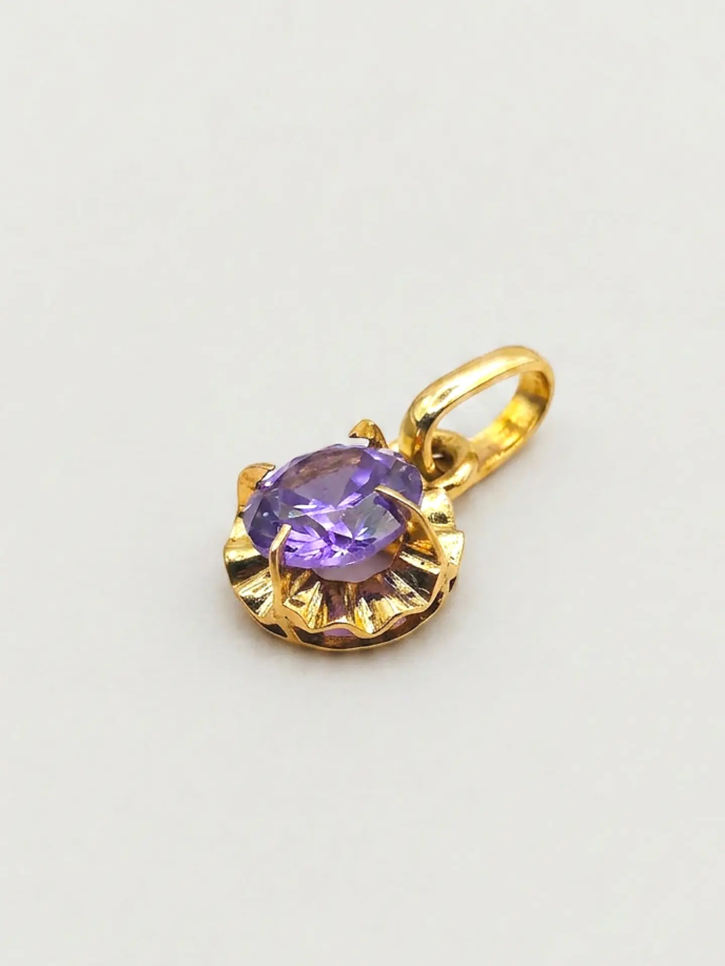 Colgante Chatón Amatista Esplendor Oro 18k 1