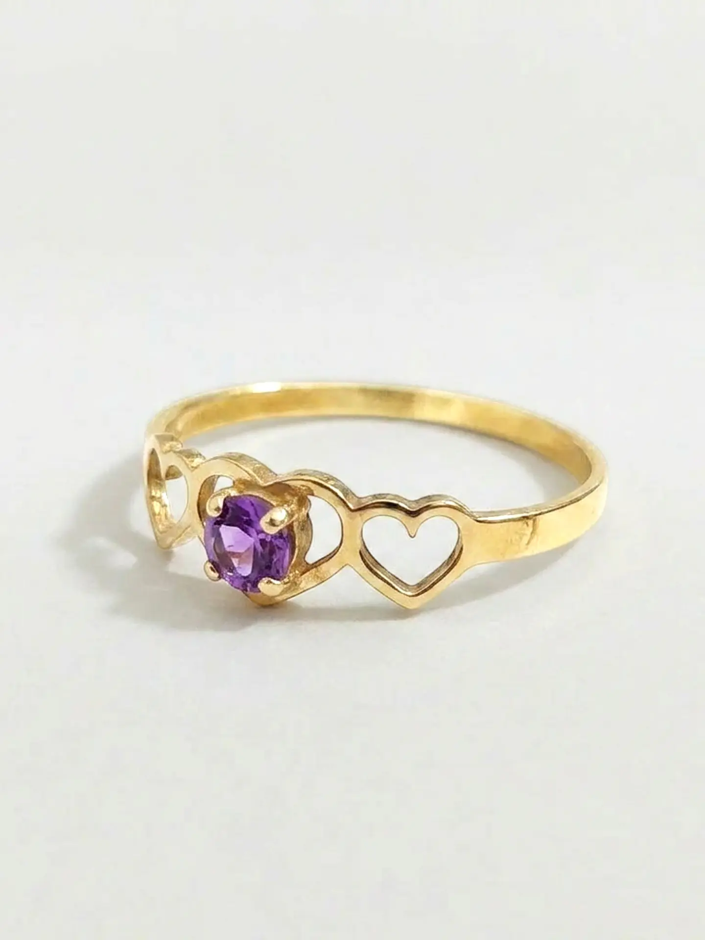 Anillo Trilogía de Corazones Amatista Oro 18k 3