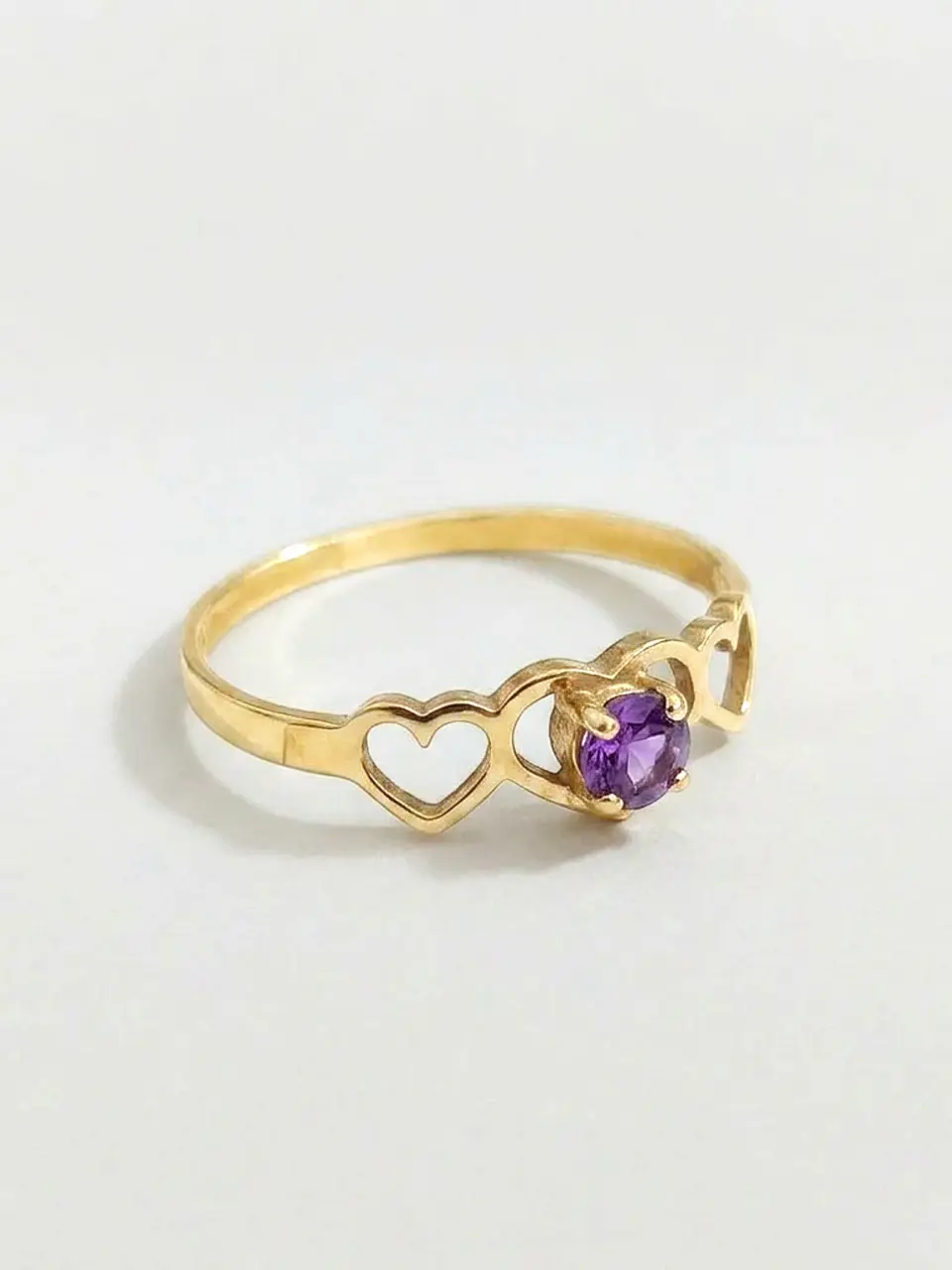 Anillo Trilogía de Corazones Amatista Oro 18k 5