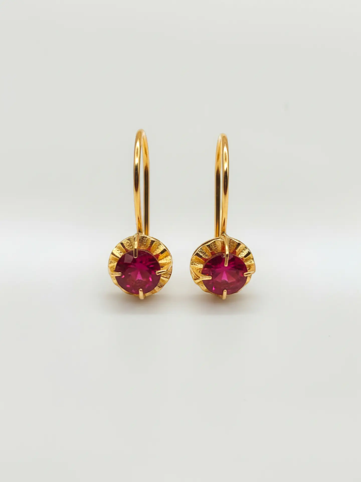 Aros Chatón Pasión de Rubí Oro 18k 3