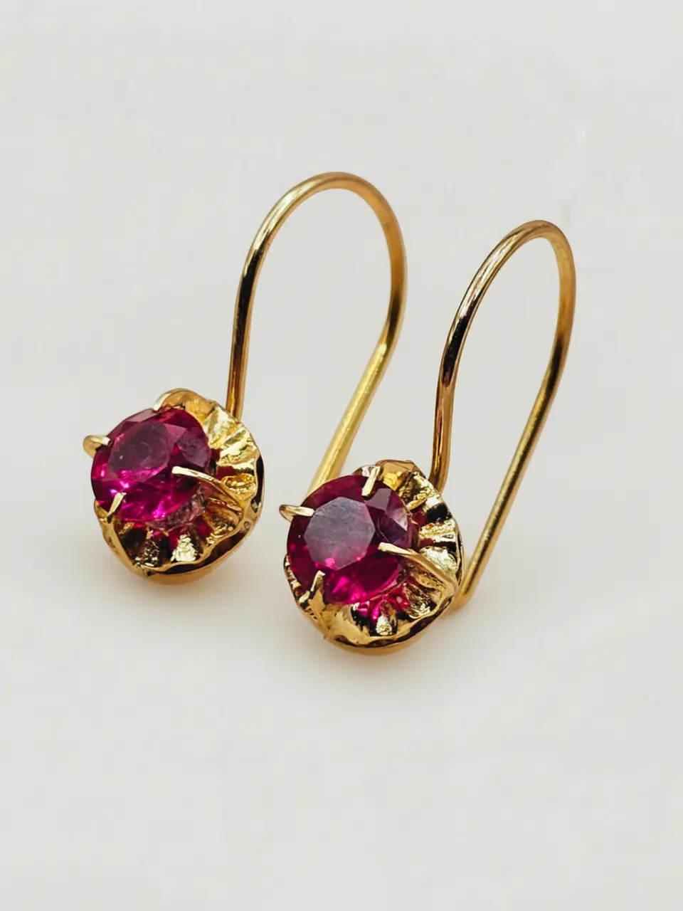 Aros Chatón Pasión de Rubí Oro 18k 1