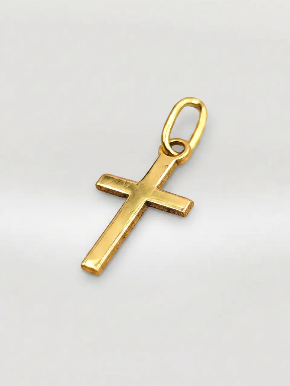 Colgante Cruz Estilizada Esencia Oro 18k 5