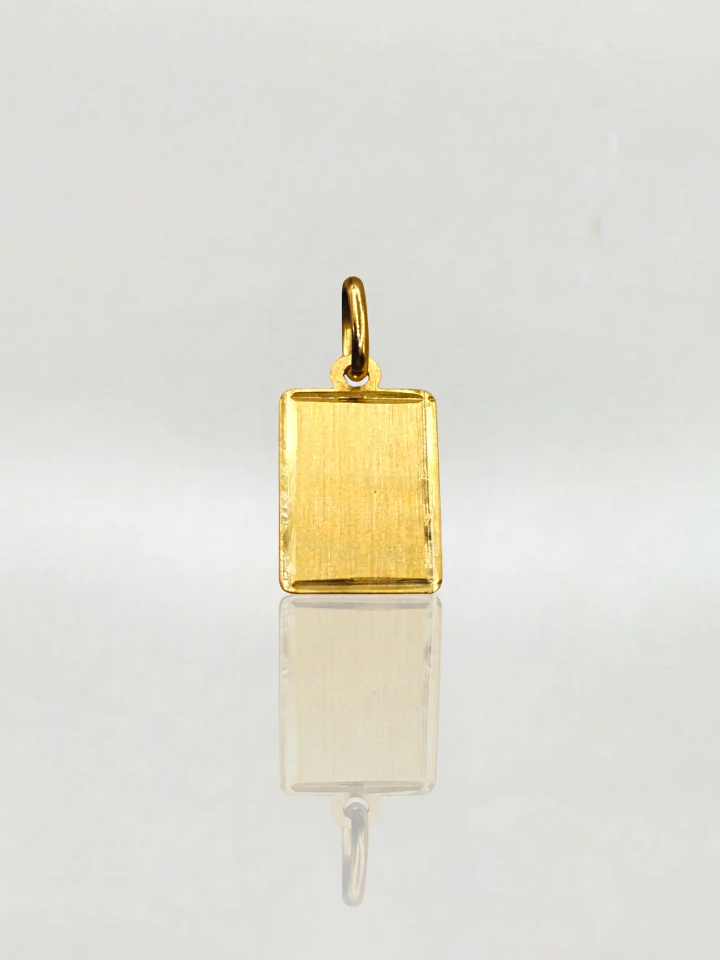 Colgante Placa Satín Identidad Oro 18k 1