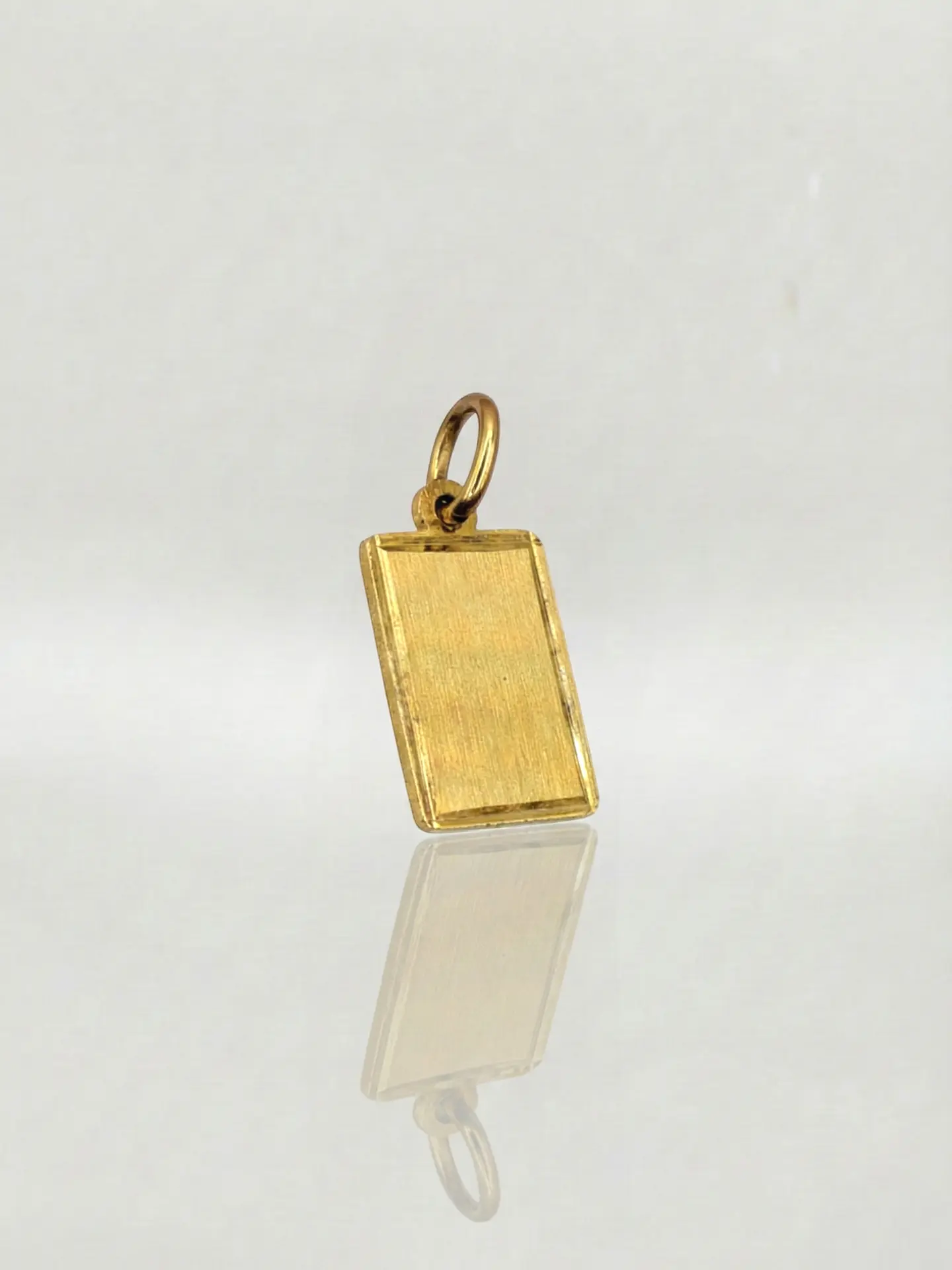 Colgante Placa Satín Identidad Oro 18k 4