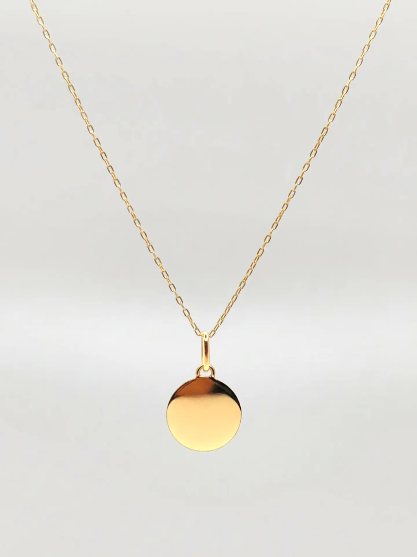 Cadena con colgante esfera liso 18k 1