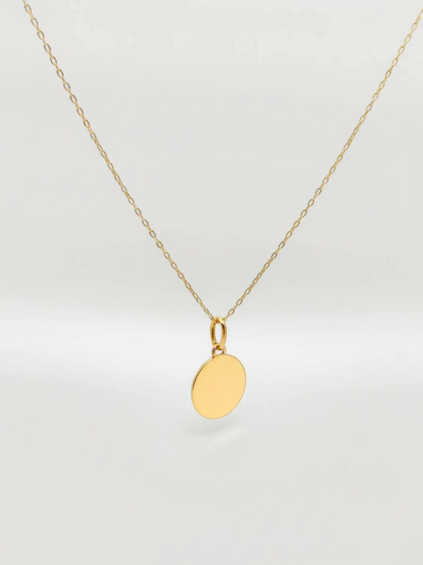 Cadena con colgante esfera liso 18k 5