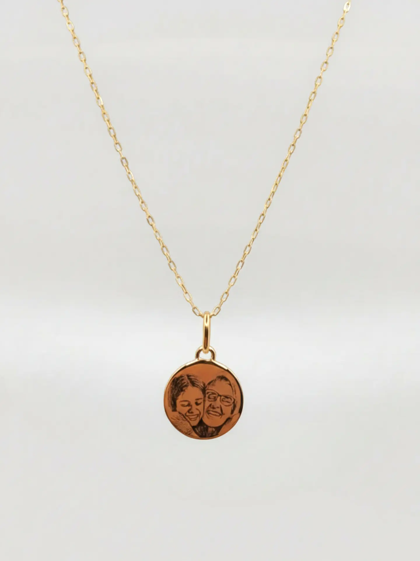 Cadena colgante esfera fotograbado liso Oro 18k 3