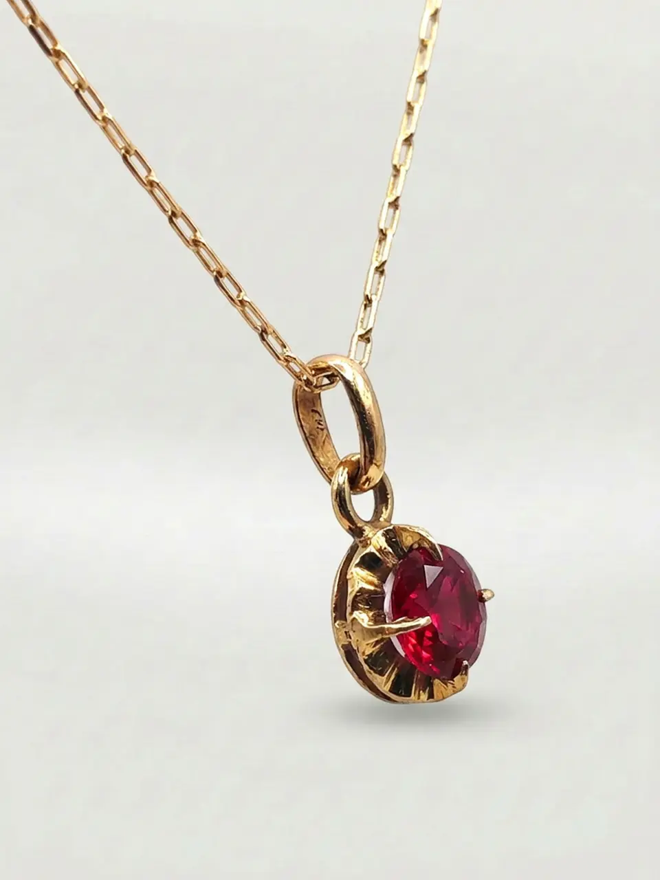 Cadena Chatón Pasión de Rubí redondo Oro 18k 5