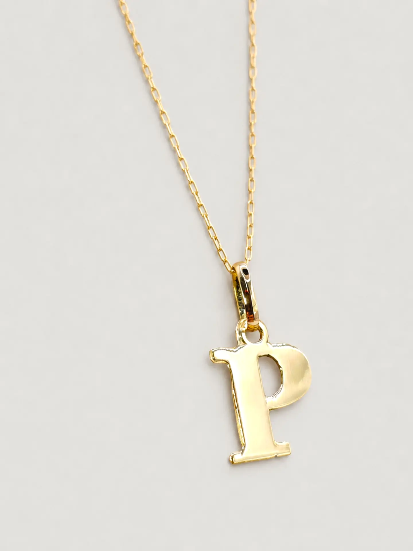 Cadena Legado con Letra Personal Oro 18k 16
